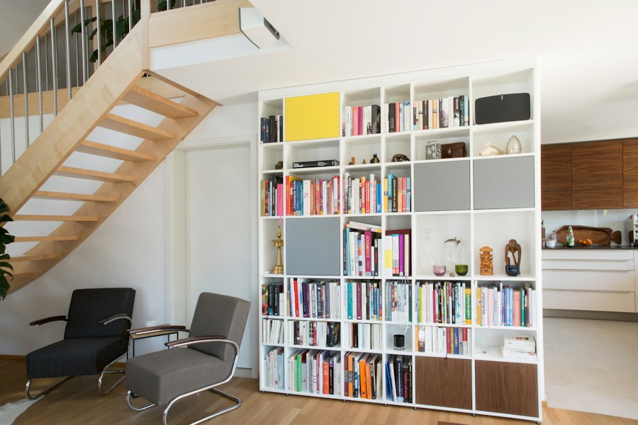 Photo organize a personal library at home