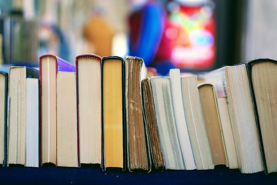 Photo how to choose the right book guide